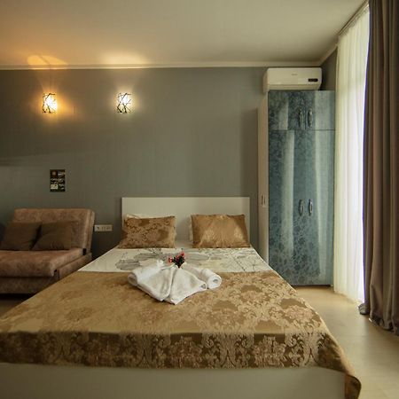 Tower Apartments Batoumi Extérieur photo