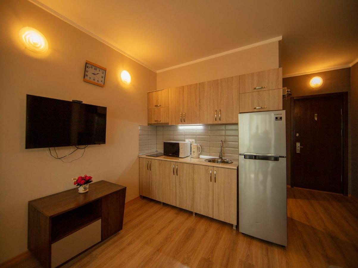 Tower Apartments Batoumi Extérieur photo