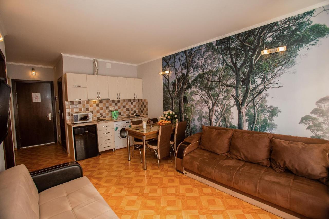 Tower Apartments Batoumi Extérieur photo