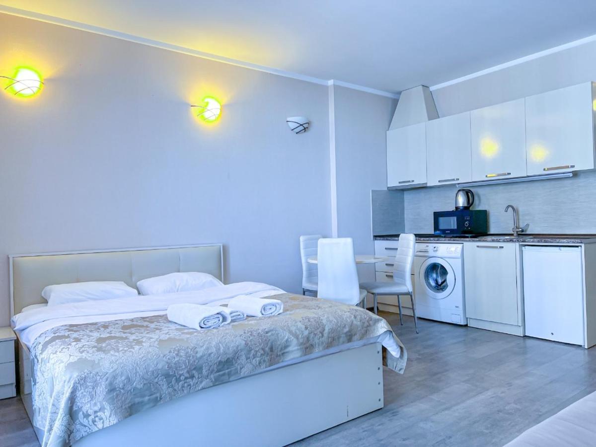 Tower Apartments Batoumi Extérieur photo